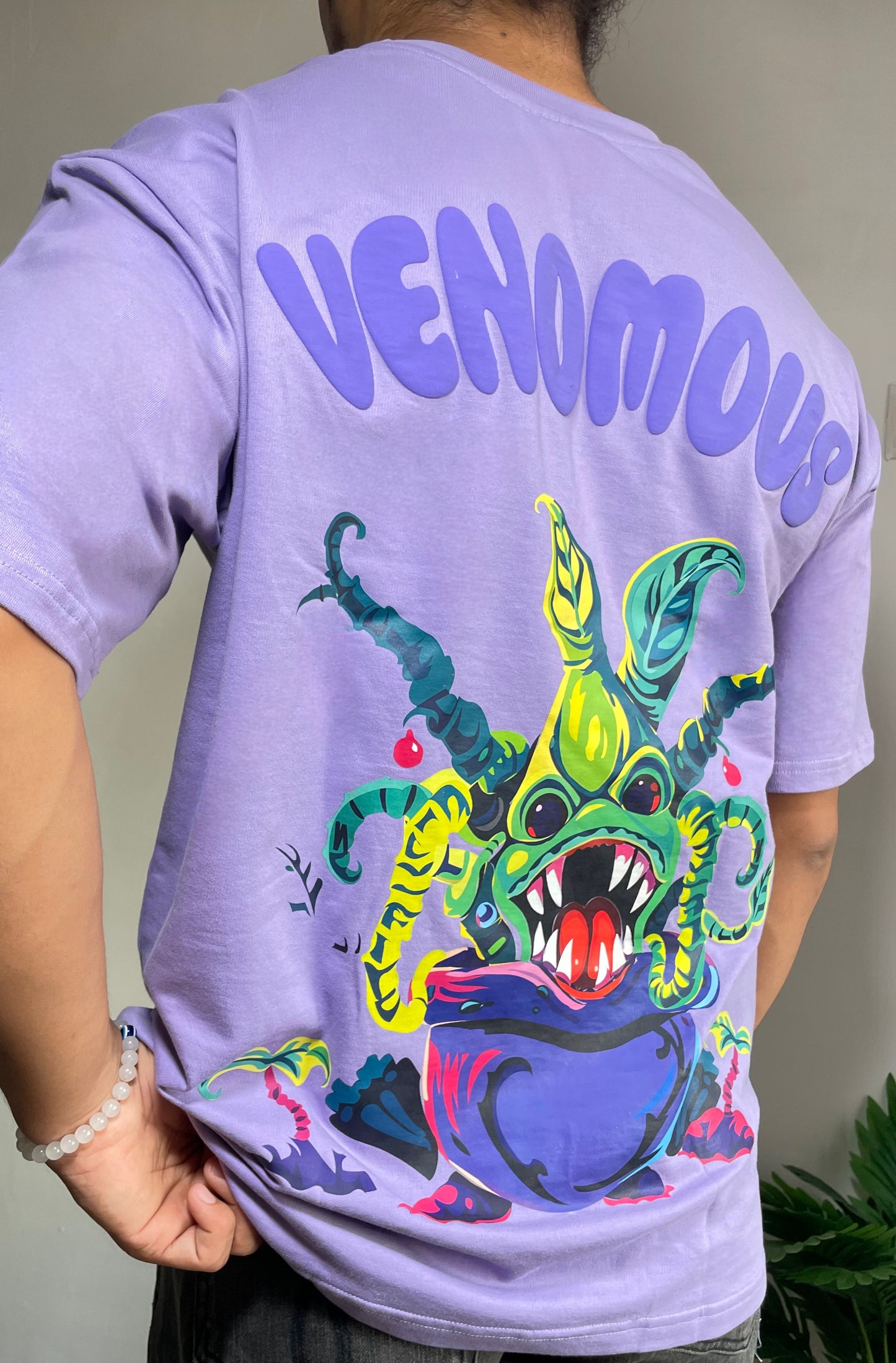 VENOMOUS T-SHIRT