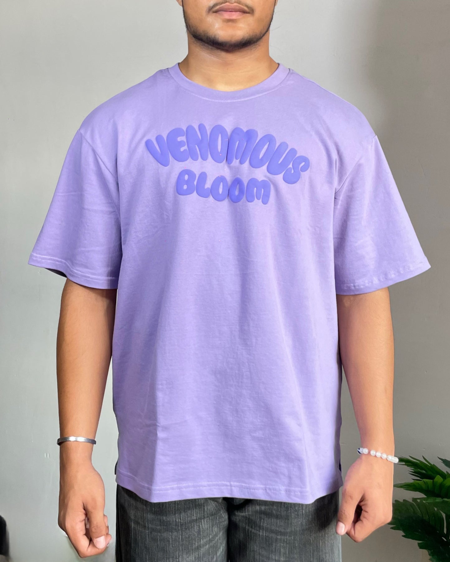 VENOMOUS T-SHIRT